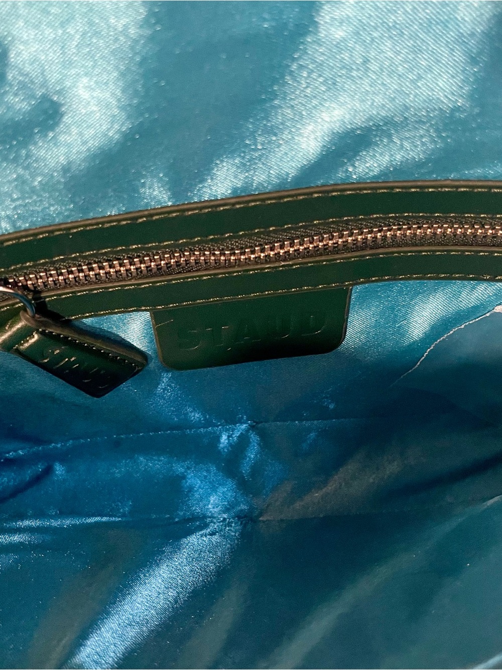 STAUD BEADED TOMMY BAG Limited Collection - Picture 10 of 10